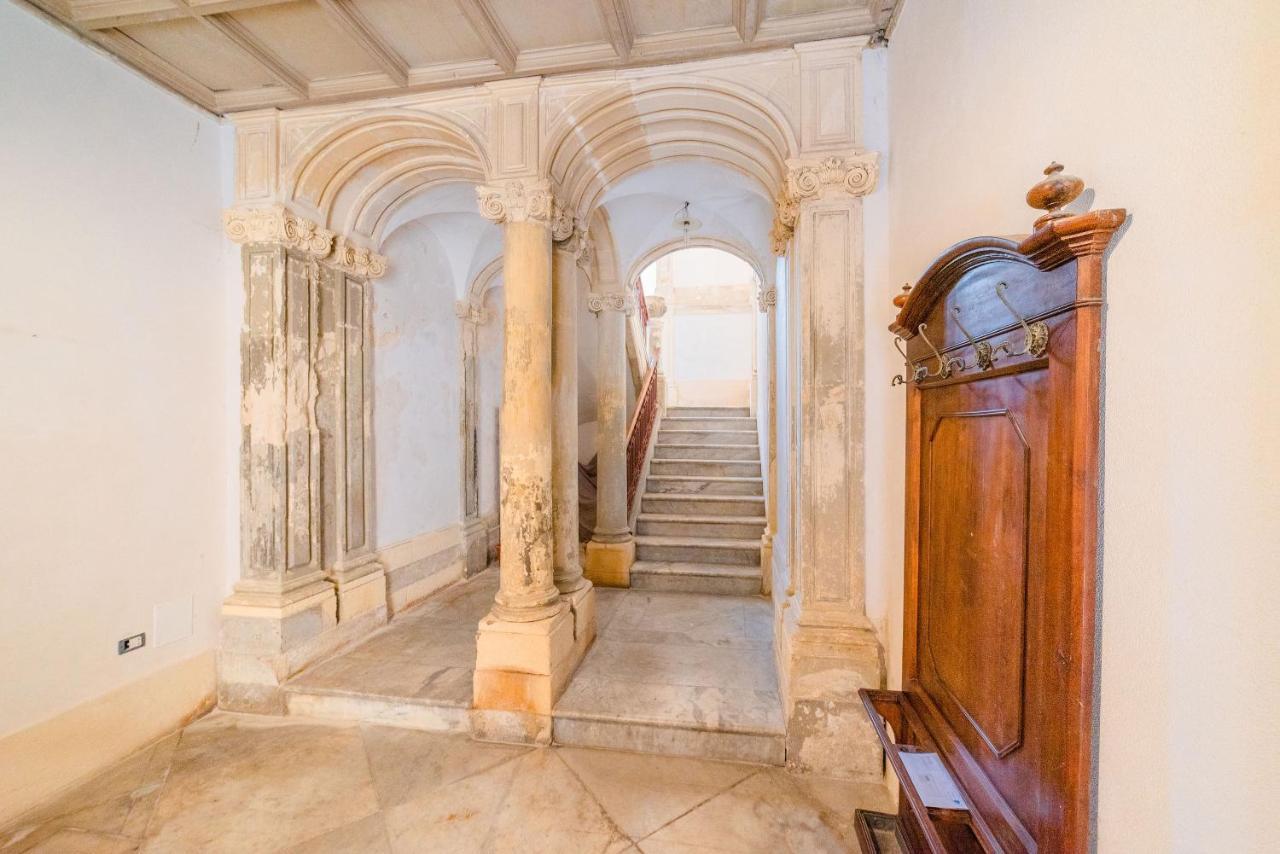 Ortigia And Temple Of Apollo Apartments Syracuse Exterior photo